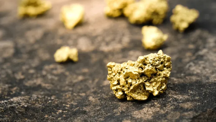 Precio del oro marca un nuevo máximo ante dudas sobre la política monetaria