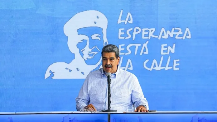 Maduro: Nuevo modelo económico apunta a recuperar los derechos laborales del pueblo