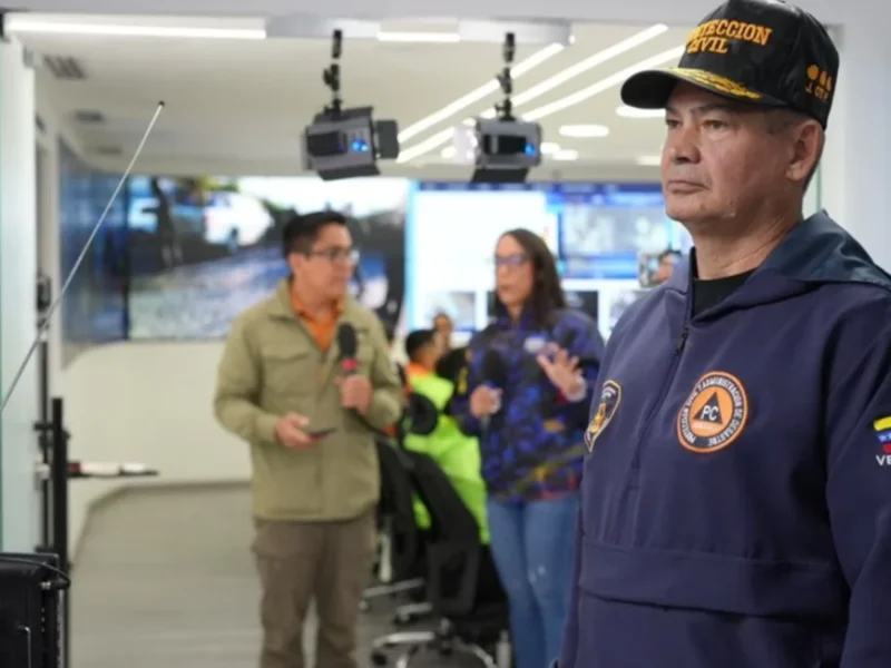 Órganos de seguridad se une para atender emergencia por las lluvias