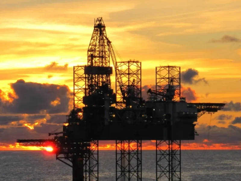 Permisos para exportar crudo y derivados de Venezuela serán cancelados: petrolera Repsol entre las afectadas
