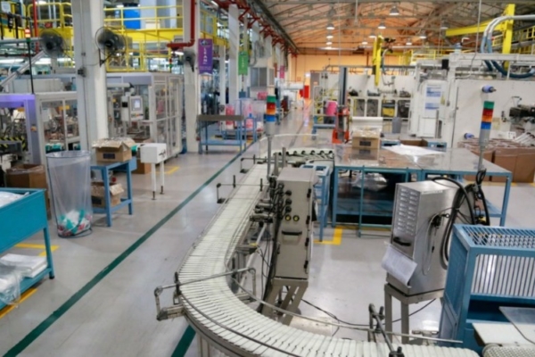Colegio de Economistas de Carabobo alerta que aranceles ralentizarán producción industrial en la entidad