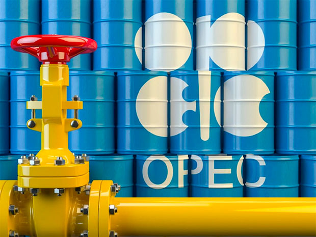 La OPEP+ decide aumentar en 411.000 barriles diarios su oferta de crudo en junio