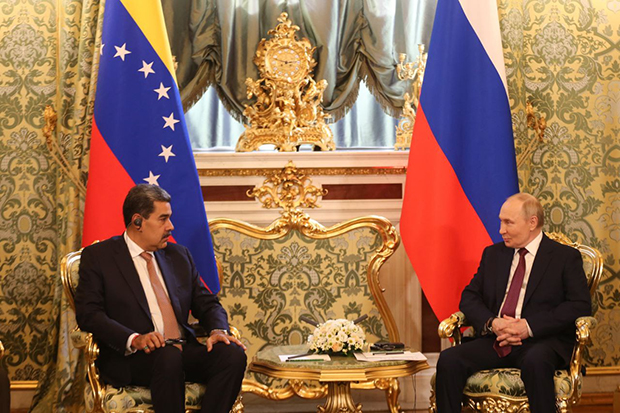 Venezuela y Rusia firman acuerdo de asociación estratégica por 10 años