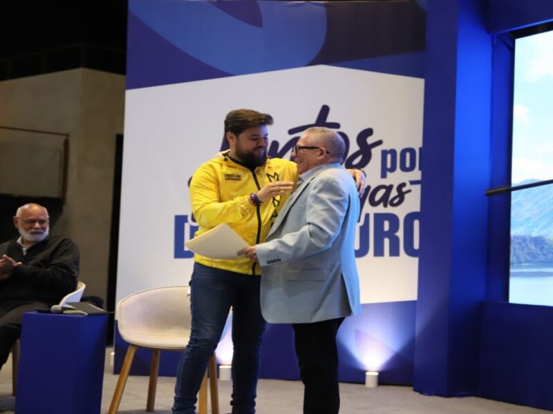 Ernesto Luna propone Consejo de Desarrollo Económico y Fondo de financiamiento