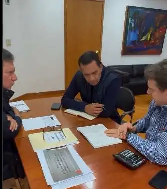 Gobierno sostiene reunión con industriales de aceites comestibles