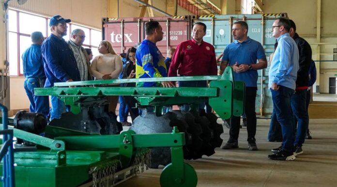 Complejo Industrial en Anaco fortalece producción con mil máquinas especializadas