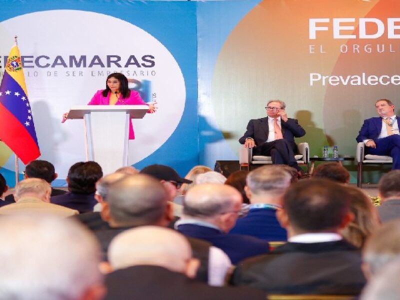 Delcy Rodríguez propuso cuatros puntos de crecimiento económico en el país con apoyo empresarial