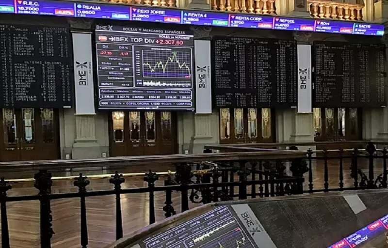 Optimismo por IA y recortes de tasas impulsa a las bolsas