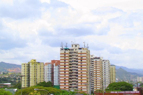 Precios de venta y alquileres de inmuebles incrementaron hasta un 15% en Miranda