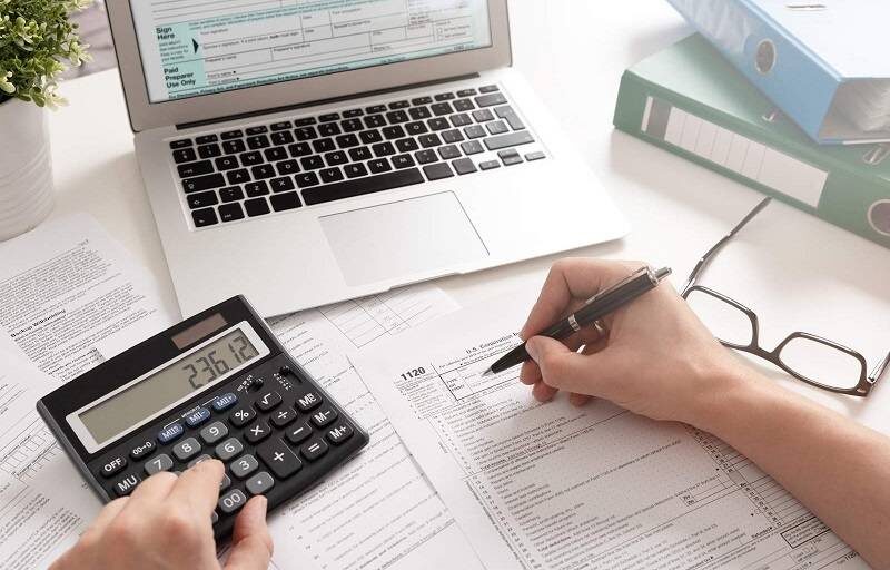Especialista advierte sobre el exceso de tributos parafiscales en el país