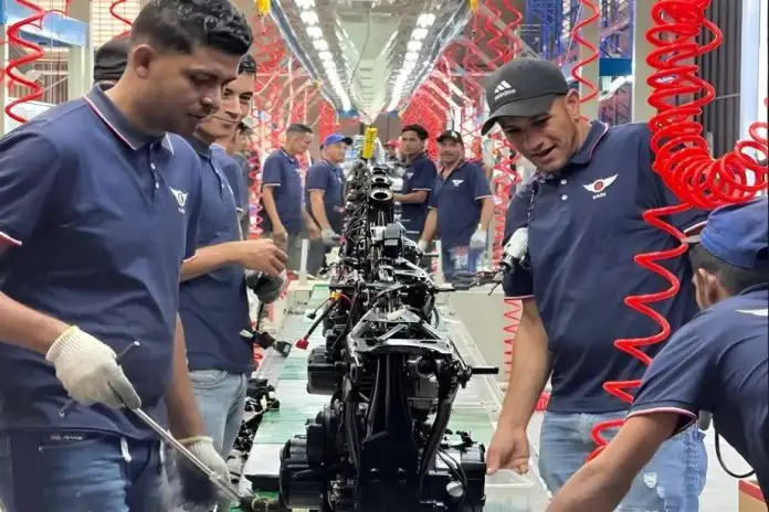 Ensambladora de motos impulsa desarrollo económico en Lara