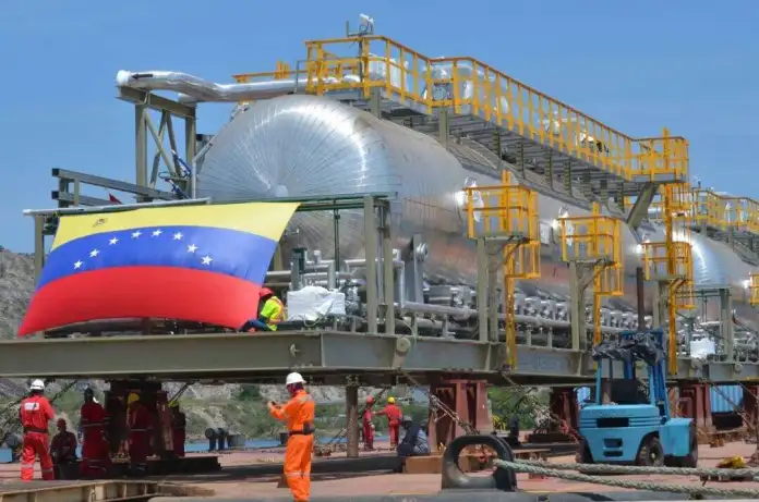 Departamento del Tesoro renueva licencia que permite a Pdvsa negociar gas