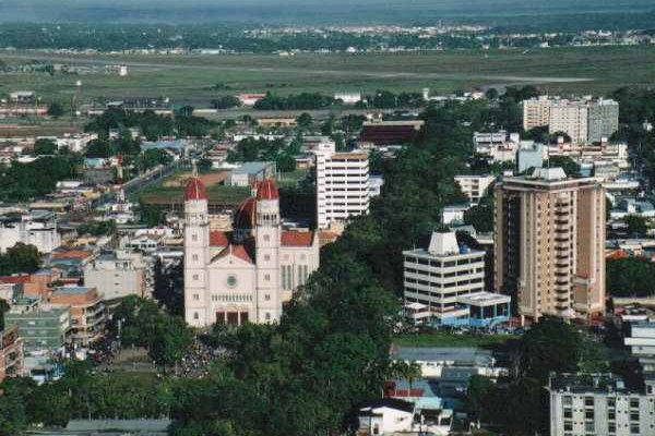 Empresarios chinos establecerán empresas mixtas y fondos de inversiones en Monagas