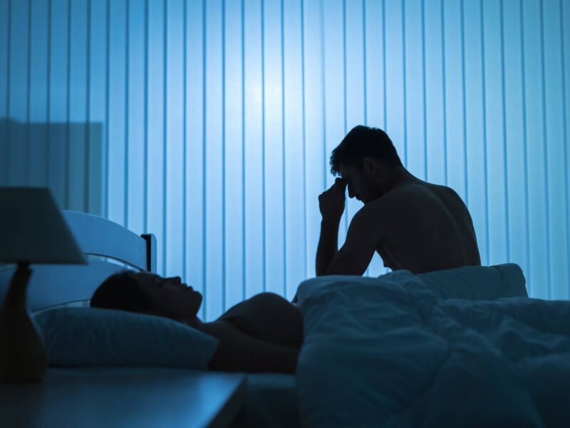 Estas son las bacterias que pueden estar en el estómago y «alimentar» el insomnio según estudio