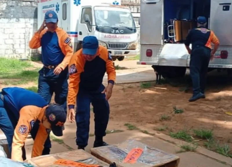 Solidaridad en camino: familias reciben ayuda humanitaria tras desborde del Orinoco
