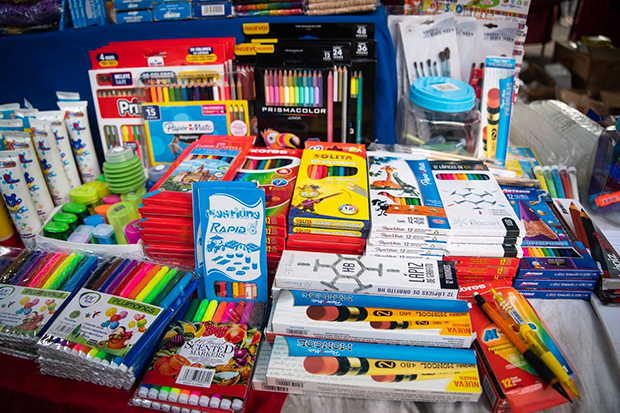 Esperan que venta de libros y útiles escolares aumenten este mes