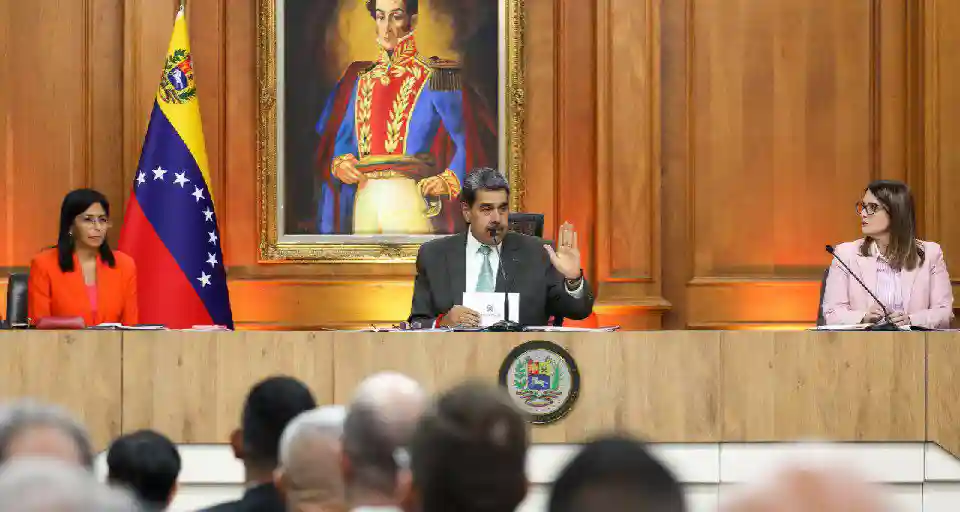 Nicolás Maduro: Venezuela avanza hacia un sistema de pagos «imperturbable»