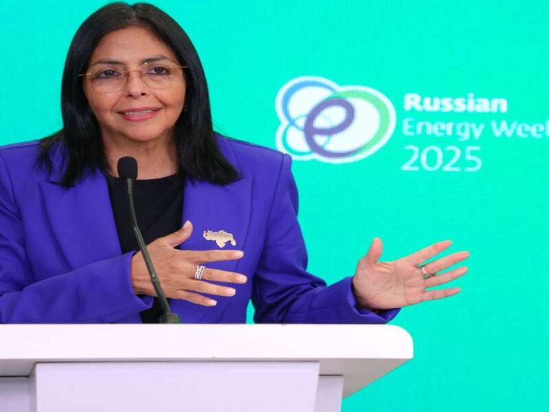 Delcy Rodríguez: Venezuela es titular de una nueva economía no rentista enfocada en las micro, pequeñas y medianas empresas