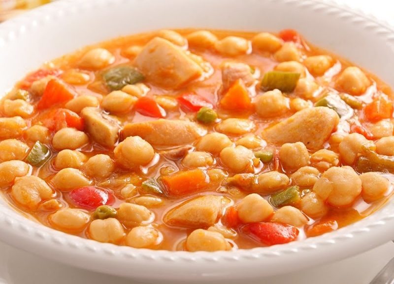 Garbanzos con pollo
