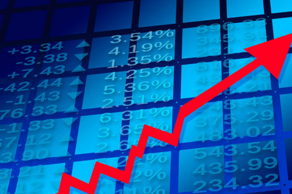 Baja liquidez: tasas promedio en el mercado interbancario "overnight" llevan dos meses sobre 100%