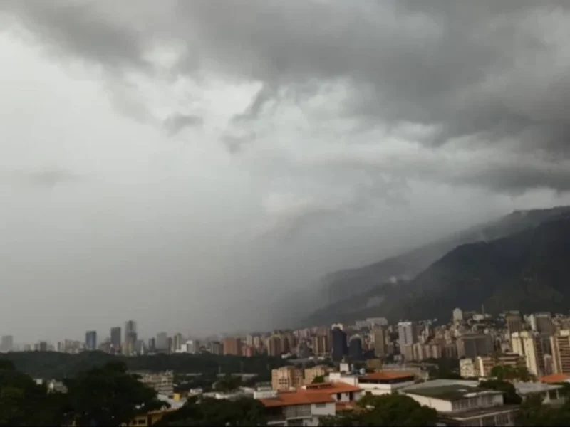 ¡Atentos! Inameh pronostica lluvias y descargas eléctricas en cinco estados del país En gran parte del país persiste el cielo con nubosidad parcial  Por Selene Rivera  Sabado, 15 de noviembre de 2025 a las 11:59 pm