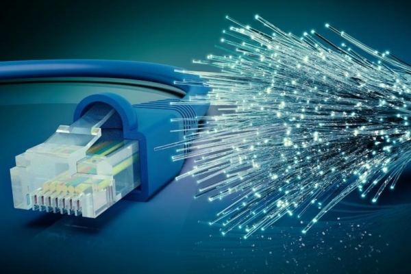 Casetel: en 2025 se triplicó la meta instalación de fibra óptica