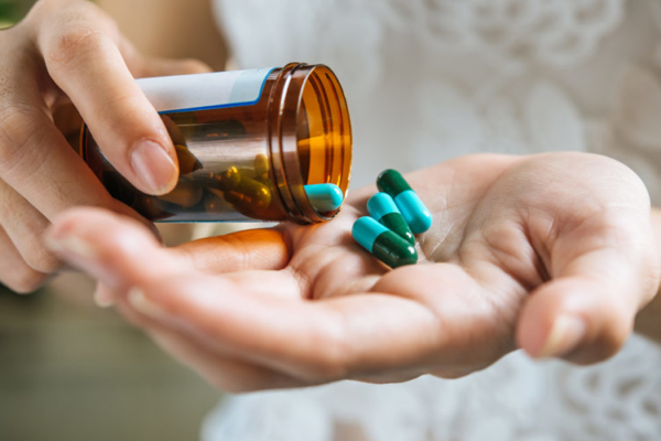 Consumo de medicamentos subió a 321,6 millones de unidades entre enero y octubre