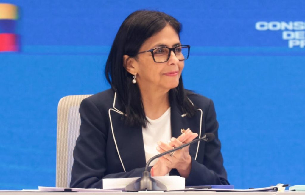 Presidenta (e) impulsa el Motor Hidrocarburos junto a la clase obrera