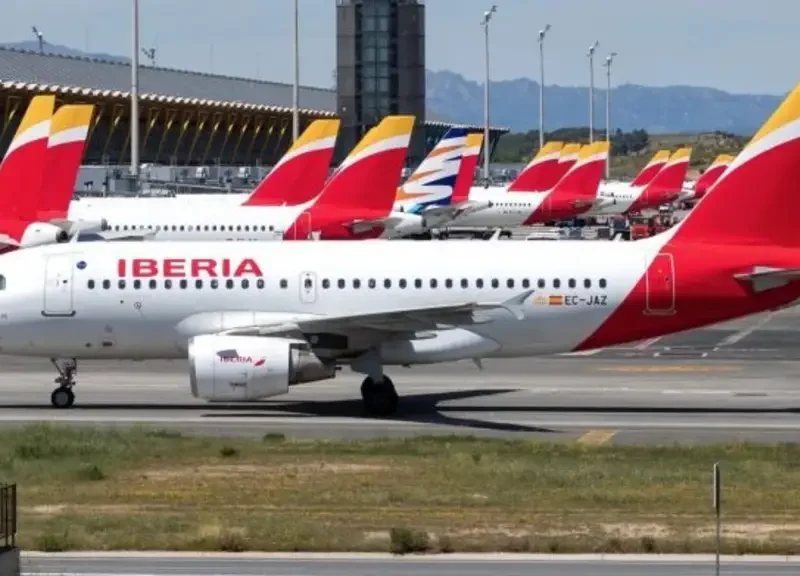 Iberia prolonga la suspensión de sus vuelos a Venezuela hasta abril