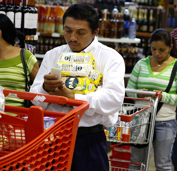 Luis Vicente León prevé una rápida mejora de la economía venezolana en 2026