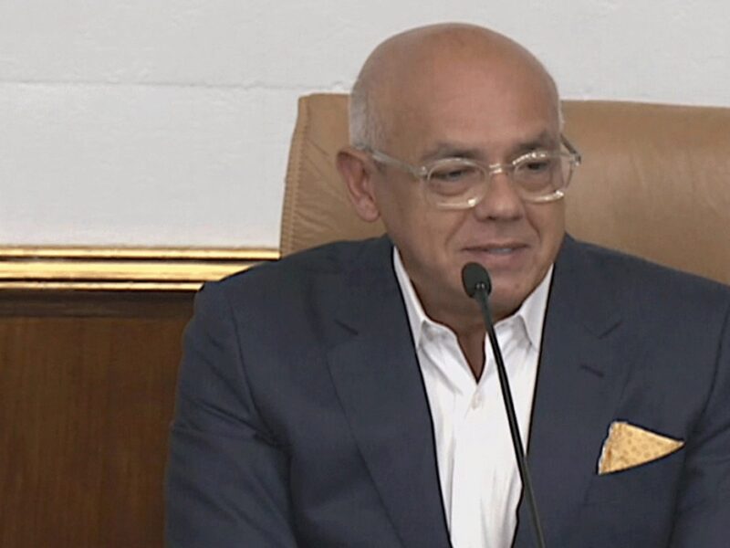 Jorge Rodríguez: Controles contra el dólar especulativo muestra avances en el comercio (+Video)