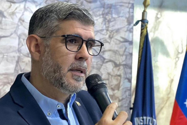 En Lechería decretarán régimen tributario especial y seguridad jurídica para empresas petroleras nacionales e internacionales