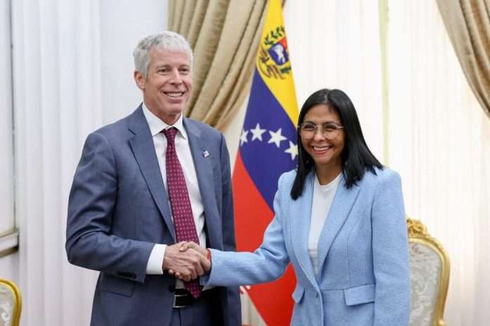 Presidenta (E) Delcy Rodríguez recibe al secretario de Energía de EEUU