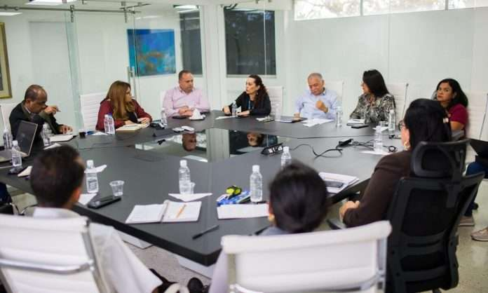 Ivic y Corporación del Café firman alianza para potenciar rubro nacional