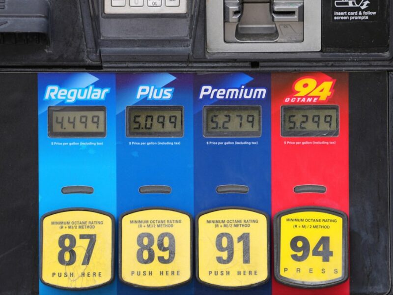 El precio de la gasolina en EEUU no deja de crecer en medio de la crisis energética