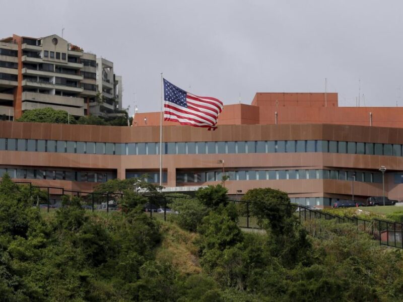 La Embajada de Estados Unidos en Venezuela reabre sus puertas formalmente