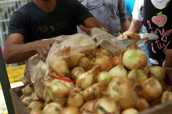 Asociación Andina de Productores alerta sobre riesgos sanitarios por masivo ingreso de hortalizas de contrabando