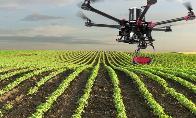 Sviaa insta al INAC a flexibilizar el uso de drones para optimizar la producción agrícola