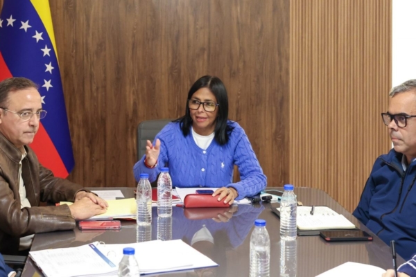 Rodríguez promete responsabilidad fiscal y sugiere privatización de activos no estratégicos