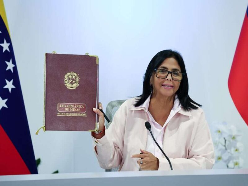 Presidenta (E) Delcy Rodríguez promulga Ley Orgánica de Minas