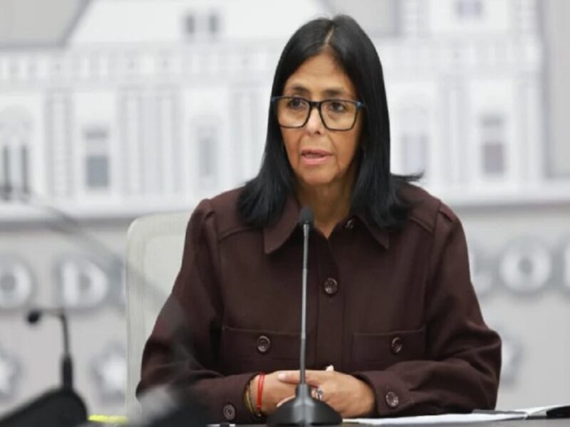 Presidenta encargada anuncia que se “evaluarán activos públicos para mantenerlos en manos del Estado, ofrecerlos a terceros o liquidarlos”