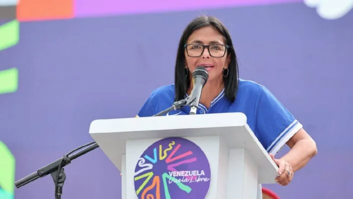 Gobierno se reúne con el sector transporte en Miraflores