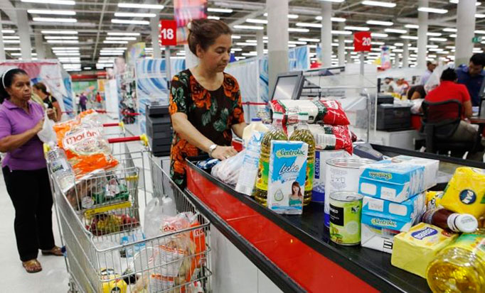 Mercado venezolano registra un repunte de consumo del 13% pese a alza de 29% en precios