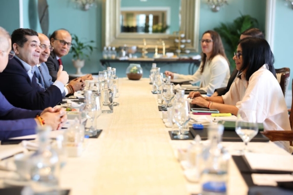Venezuela evalúa oportunidades de inversión para el Sistema Eléctrico Nacional con Essar Group de India