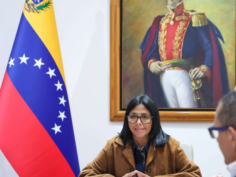 Ejecutivo evalúa acuerdos para impulsar la producción de hidrocarburos