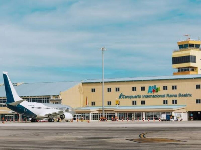 Sin vuelos: Aruba prolonga el cierre de su espacio aéreo con Venezuela
