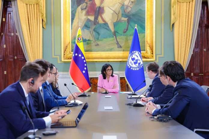Apertura económica, inversión y pacto político: Las claves de Delcy Rodríguez ante la prensa internacional