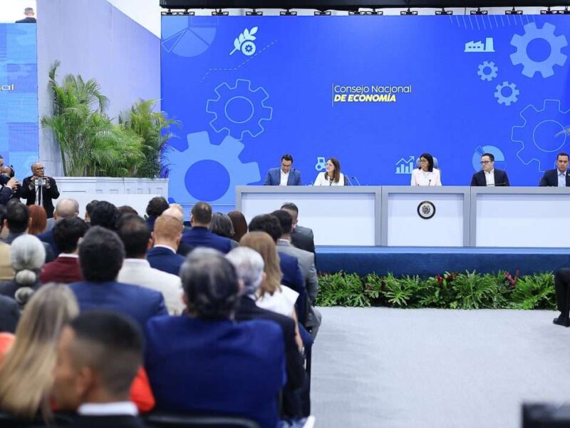 Delcy Rodríguez anuncia la activación motores para reconstruir zonas afectadas por sismos