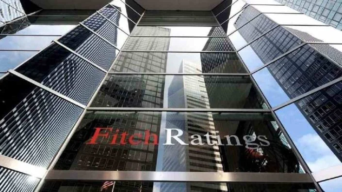 Fitch alerta sobre el riesgo global de una corrección en el mercado de la IA julio 28, 2026 2:12 PM