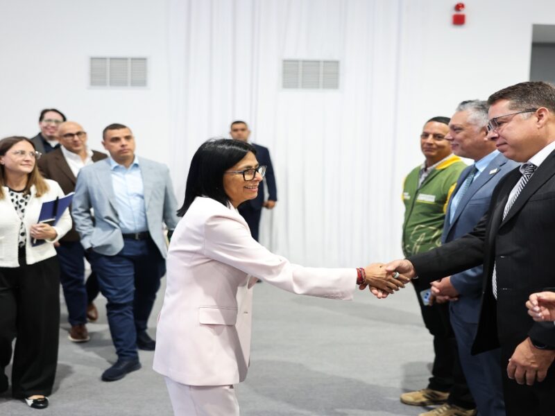 Delcy Rodríguez aborda estrategias y planes de acción en Plenaria del Consejo Nacional de Economía